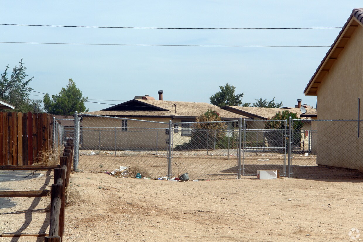 Building Photo - 20965 Geronimo Rd