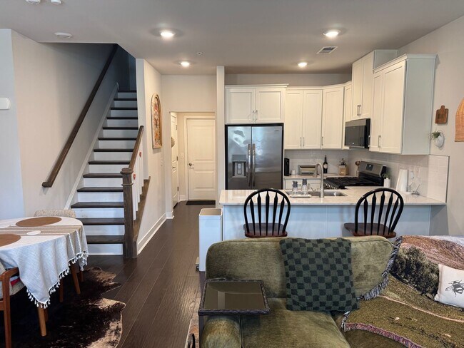 Foto del edificio - Beautiful SteelPointe 2 Bedroom 1.5 Bath Townhome for Rent in Phoenixville $2,690/month
