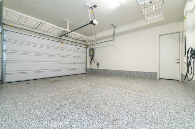 Building Photo - 120 Stellar