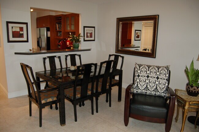 Foto del edificio - 575 Oaks Ln
