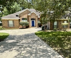 Building Photo - 979 Watersview Dr