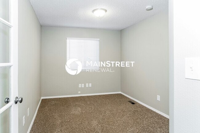 Building Photo - 4 Bedroom Pet-Friendly Home in Colorado Springs, CO with Main Street Renewal