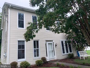Building Photo - 205 Railroad Ave