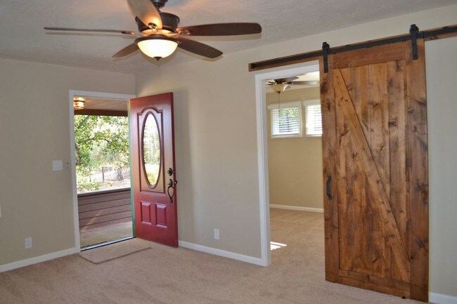 Building Photo - 15900 Matilija Dr