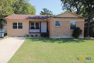 Building Photo - 105 E Avenue A