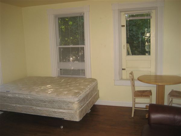 Foto del edificio - 1303 Granger Ave