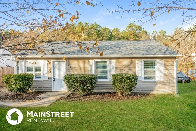 Building Photo - 405 Pineland Ave