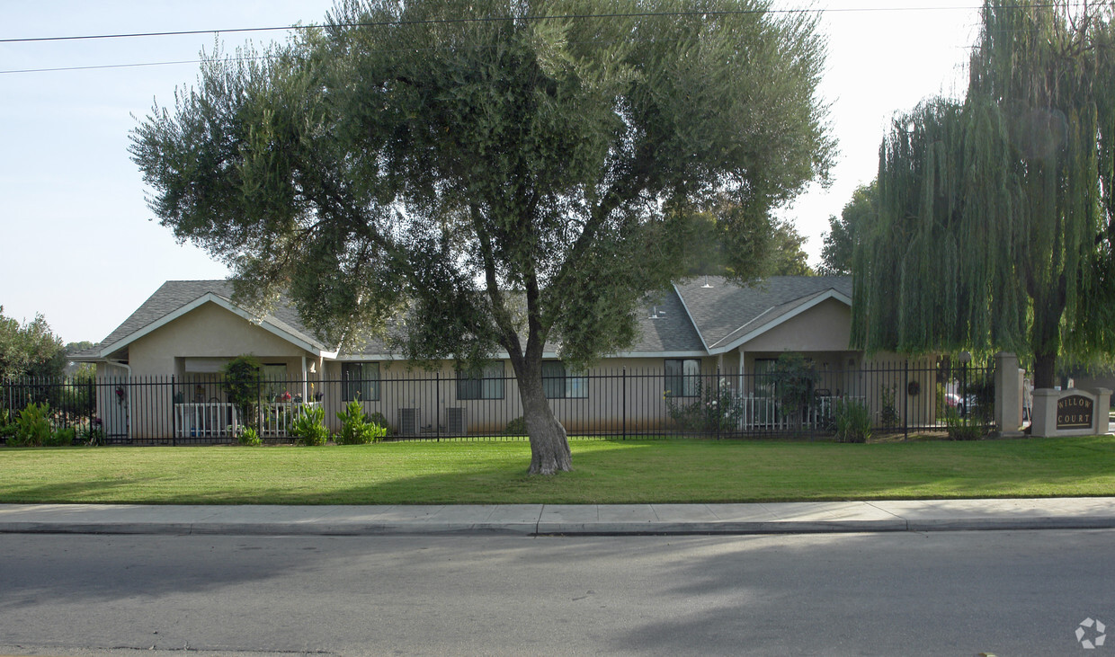 Primary Photo - Willow Court