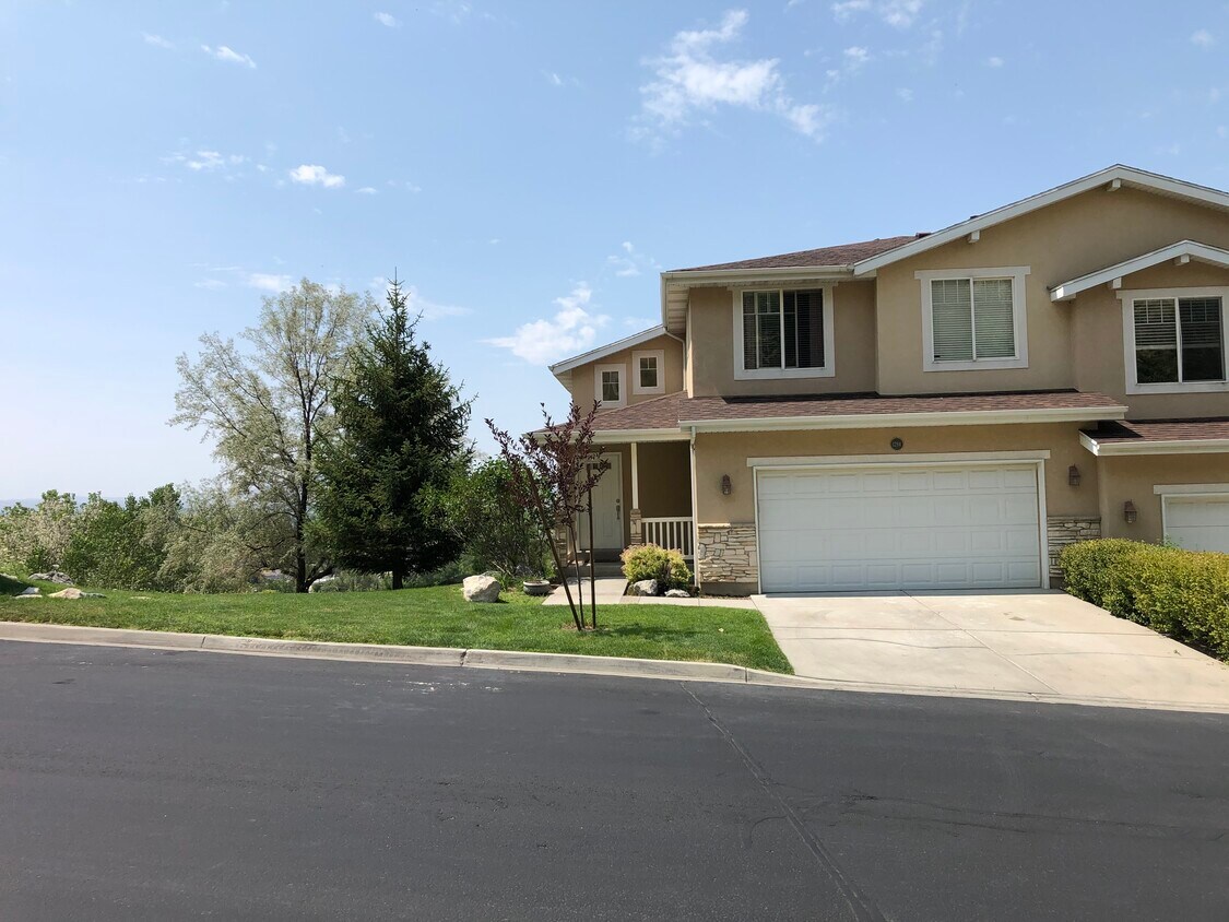 Foto del edificio - 1294 Alpine Loop