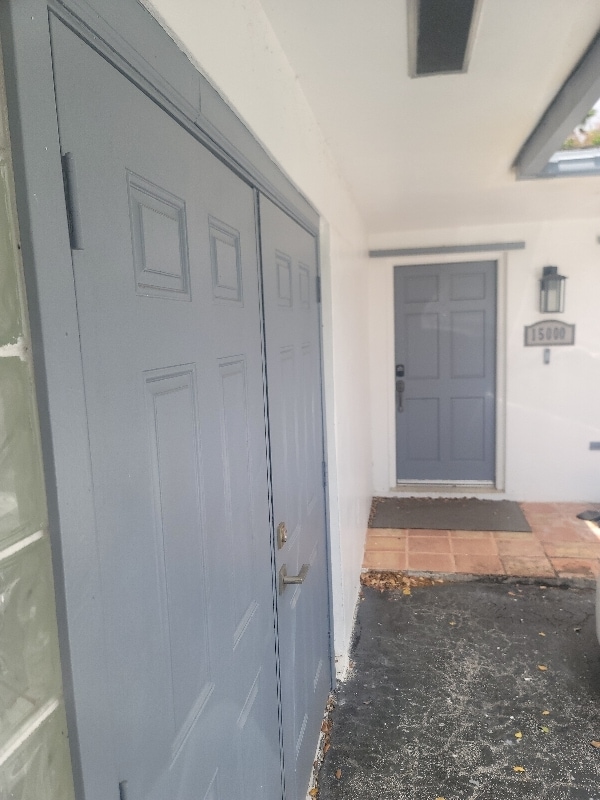 Foto del edificio - 15000 S River Dr