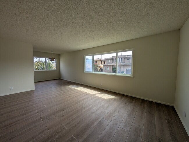 Comedor/Sala de estar - 2660 Spyglass Dr