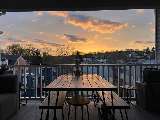 Foto del edificio - 2145 Dorchester Ave