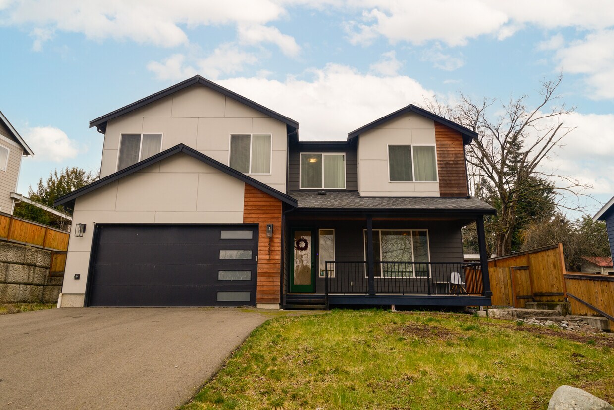 Photo - 14431 32nd Ln S (SeaTac, WA)