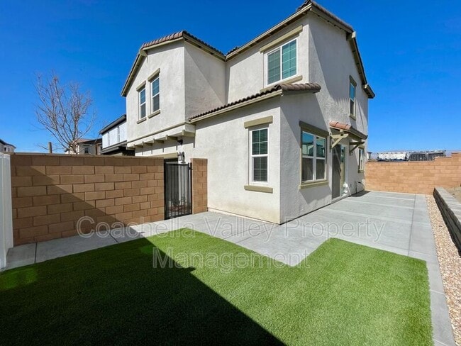 Building Photo - 41410 Penn Dr