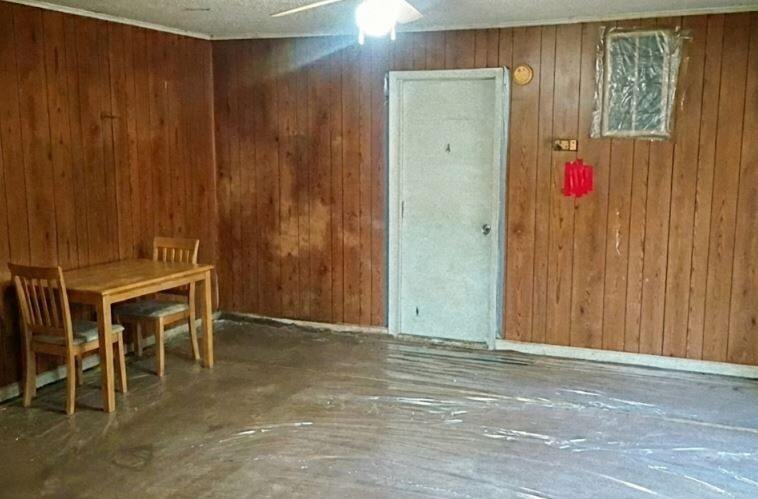 Foto del edificio - 500 McLain St