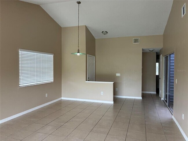 Foto del edificio - 1385 Landry Cir