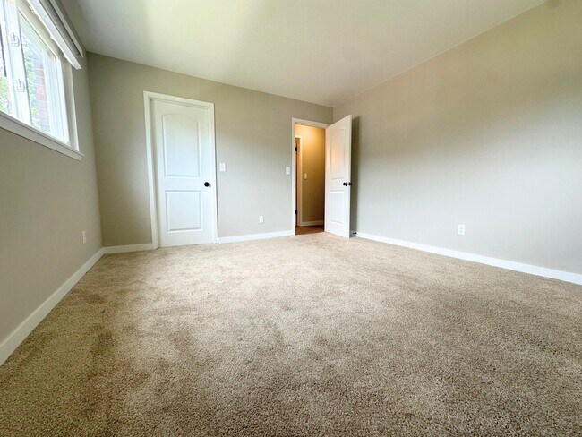 Foto del interior - Cedar Plaza Apartments
