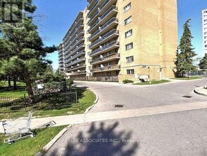 Building Photo - 100 Dundalk Dr