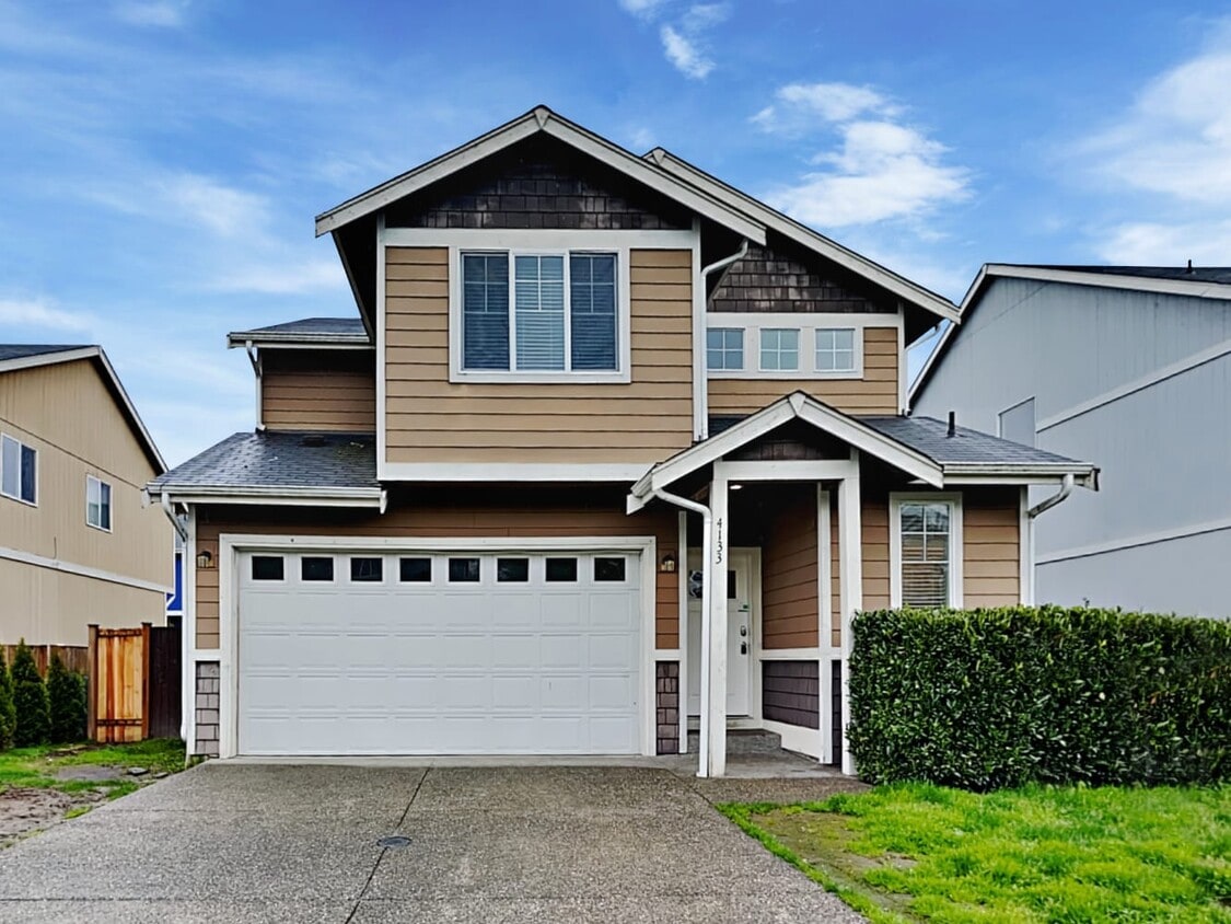 4133 68th Ave E House Rental in Fife, WA