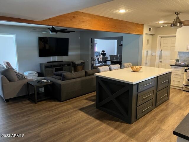 Foto del edificio - 715 W Tuckey Ln