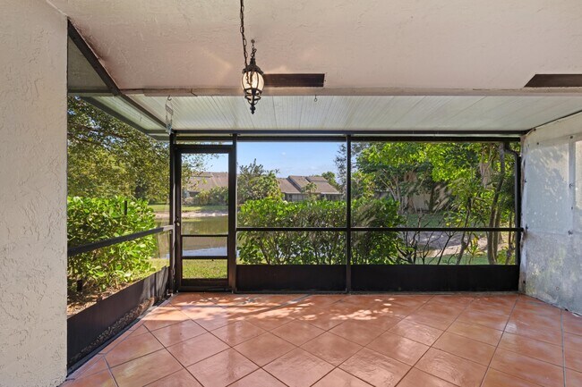 Foto del edificio - 9264 Ketay Cir