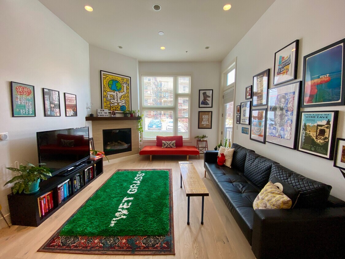 Foto principal - 3301 Arapahoe Ave