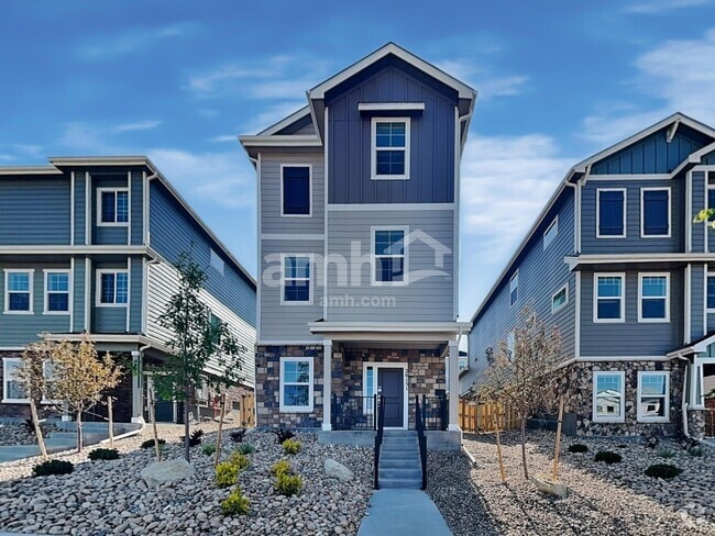Building Photo - 26151 E Calhoun Pl