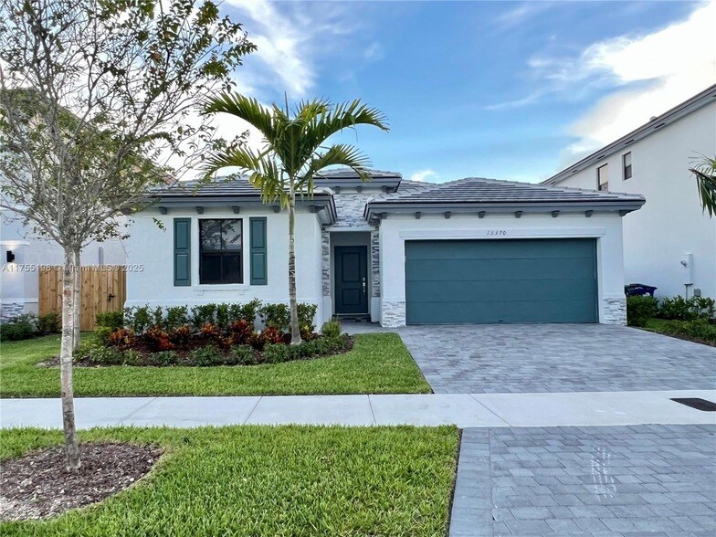 Foto principal - 13370 SW 284th Terrace