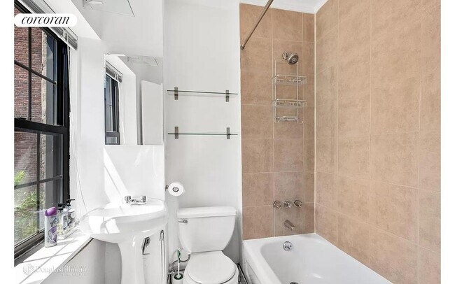 Foto del edificio - 154 S 2nd St