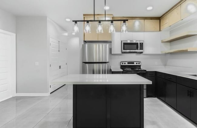 Building Photo - 3813 N Mezcal Dr