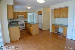 Foto del edificio - 5979 Cedar Ridge Dr