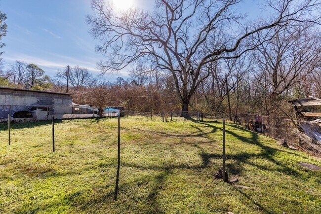 Foto del edificio - 2212 20th St N