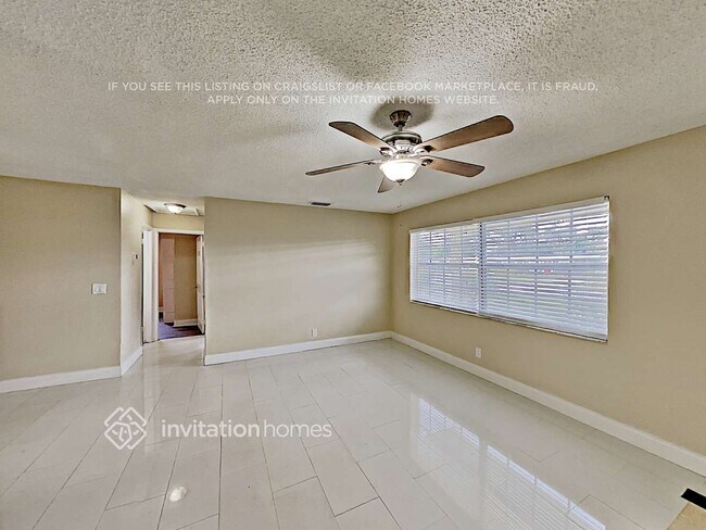 Foto del edificio - 3675 Gull Rd