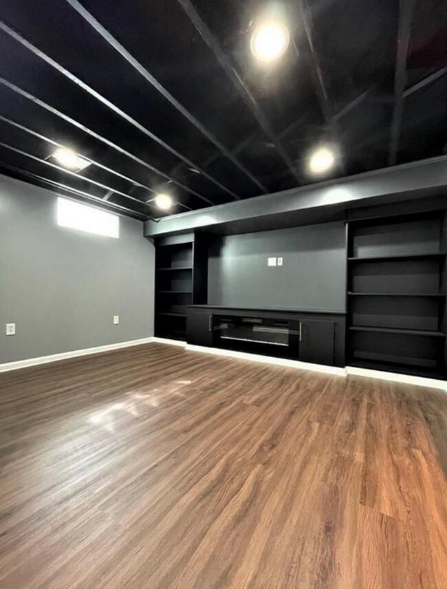 Building Photo - Birmingham Bungalow for Lease
