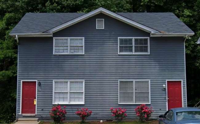 Building Photo - 208 Stephen Dr