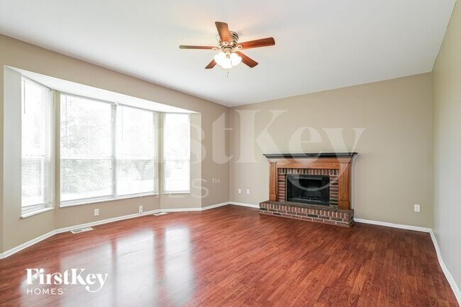 Foto del edificio - 16727 N Fork Ridge Dr