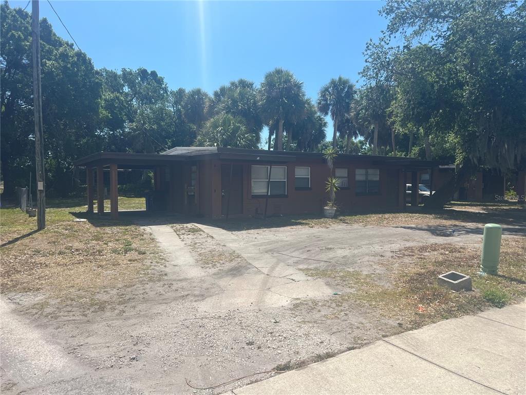 Foto principal - 989 S Fiske Blvd