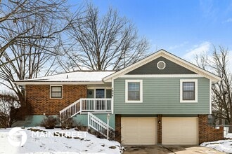 Building Photo - 1639 SE Boone Trail