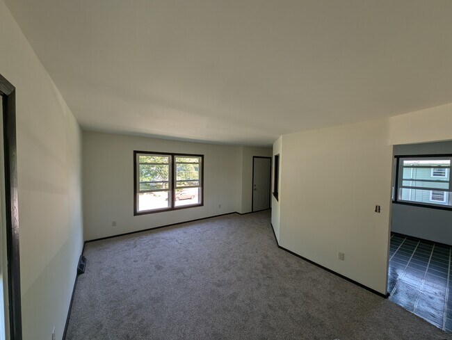 Living Room - 224 Pleasant St