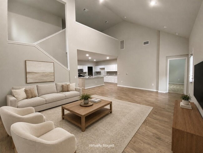 Foto del edificio - 2205 Bettylou Ln