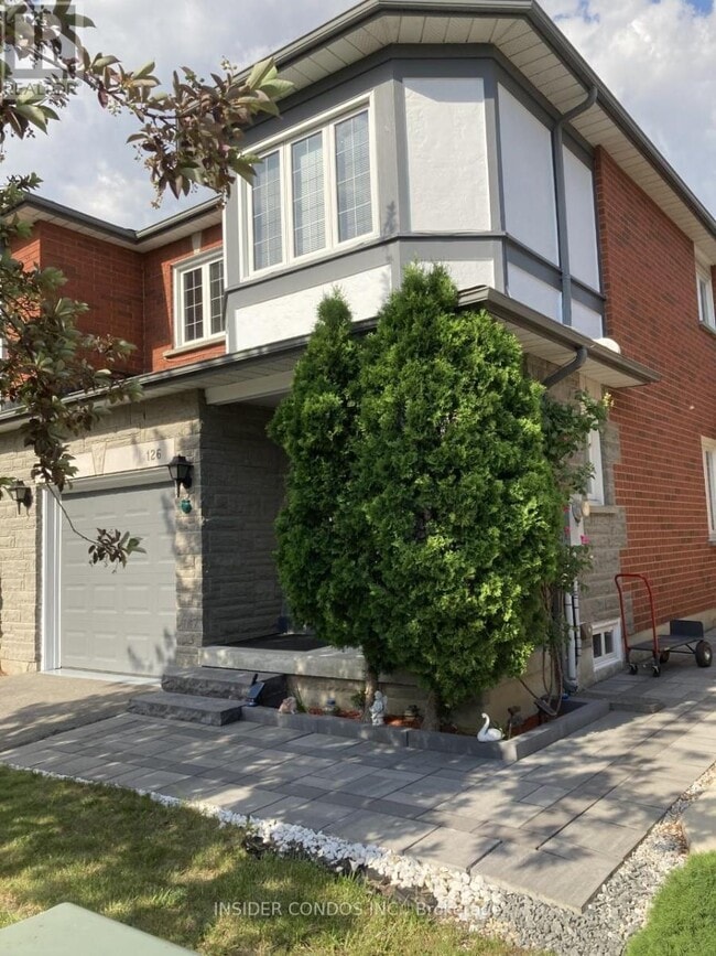 Building Photo - 126 Pinedale Gate