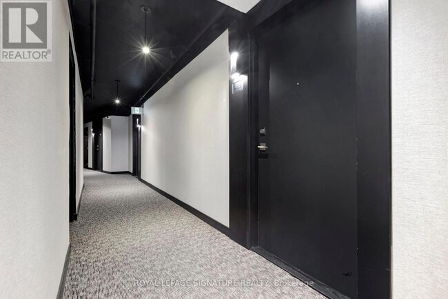 Building Photo - 5230 Dundas St