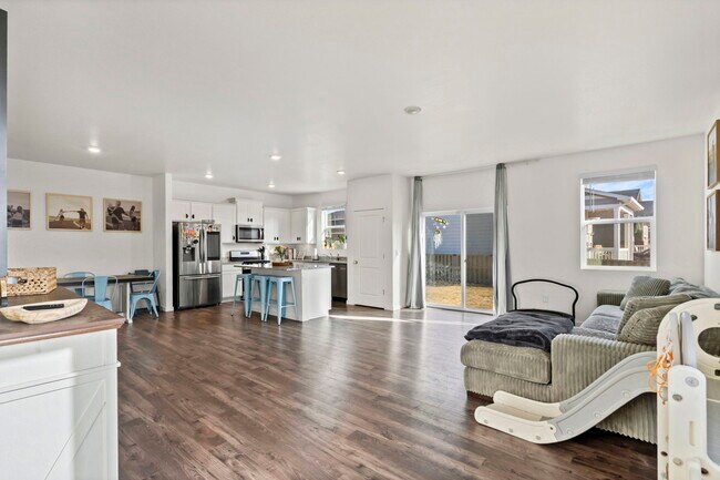 Foto del edificio - 482 3rd St