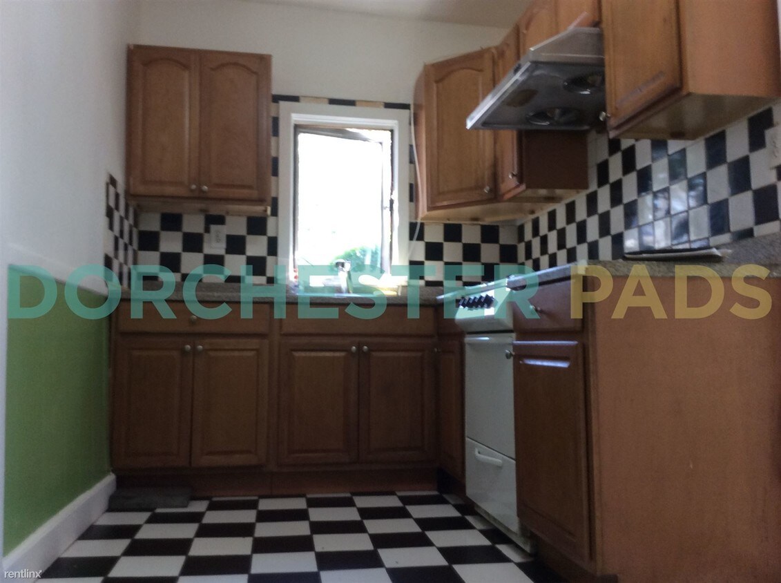 72 Buttonwood St Unit 1, Dorchester, MA 02125 Condo for Rent in