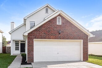 Building Photo - 909 Bexhill Ct S