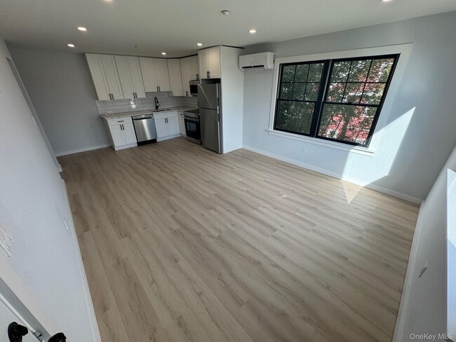 Foto del edificio - 544 Locust Ave