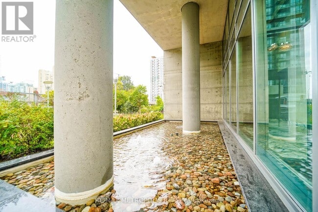 Building Photo - 5 Mariner Terrace