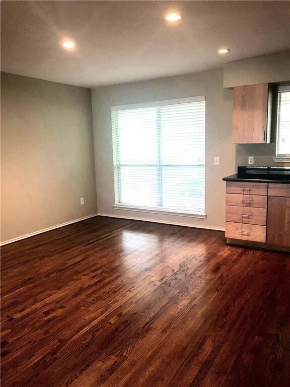 Building Photo - 4616 W Lovers Ln