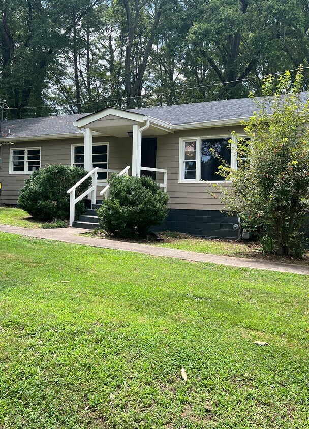 517 Roosevelt St, Monroe, GA 30656 House Rental in Monroe, GA