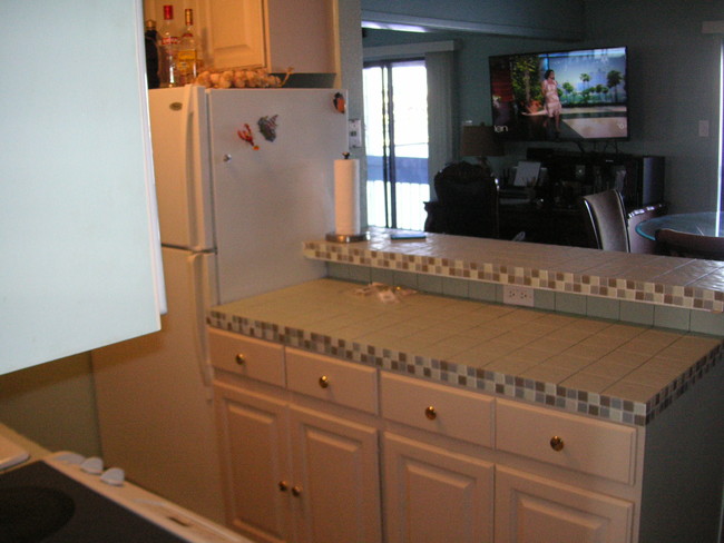 Kitchen area - Pleasure Island Condos